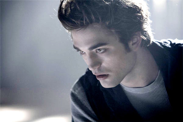 robert pattinson twilight edward cullen. Robert Pattinson stars as