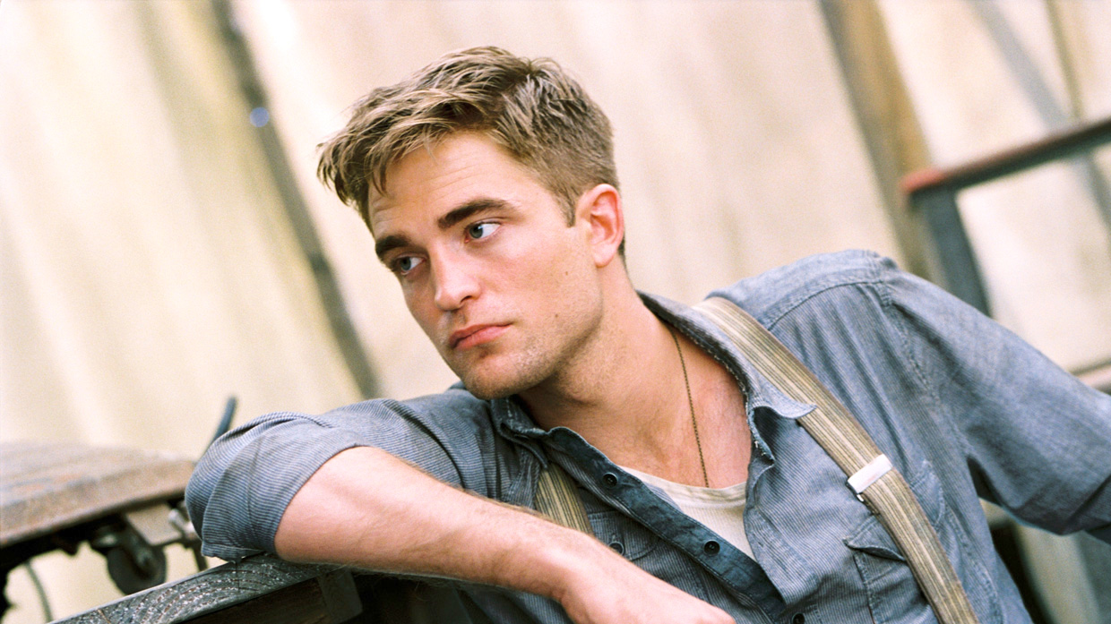 Robert Pattinson stars as Jacob Jankowski in 20th Century Fox's Water for Elephants (2011)