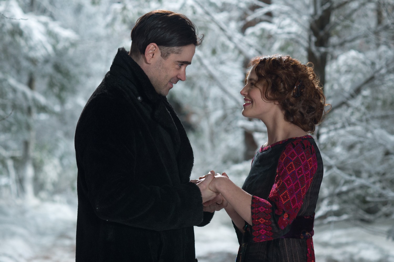 Colin Farrell stars as Peter Lake and Jessica Brown Findlay stars as Beverly Penn in Warner Bros. Pictures' Winter's Tale (2014)