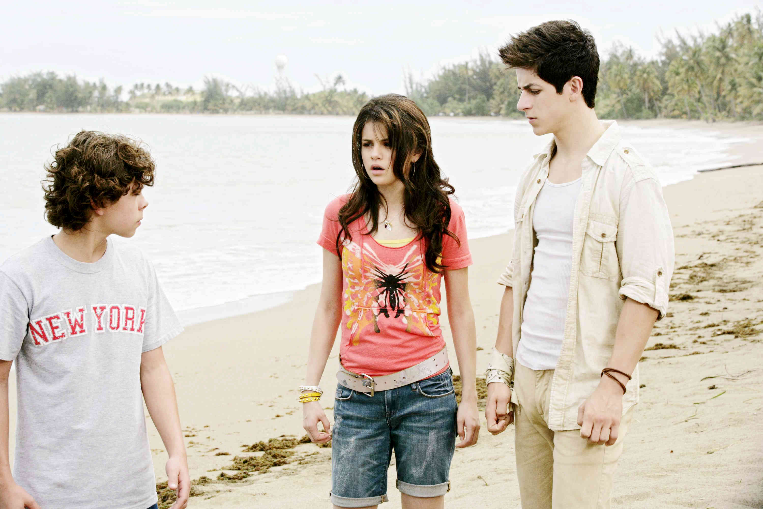 Jake T. Austin, Selena Gomez and David Henrie in Disney Channel's Wizards of Waverly Place: The Movie (2009)