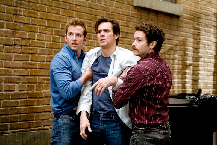 Bradley Cooper, Jim Carrey and Danny Masterson in Warner Bros. Pictures' Yes Man (2008). Photo credit by Melissa Moseley.