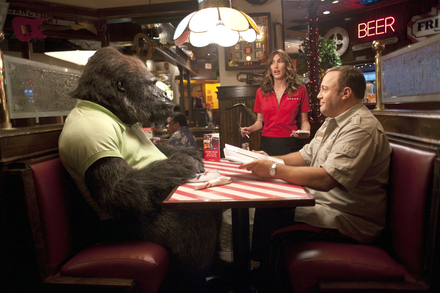 Kevin James stars as Griffin Keyes in Columbia Pictures' Zookeeper (2011)