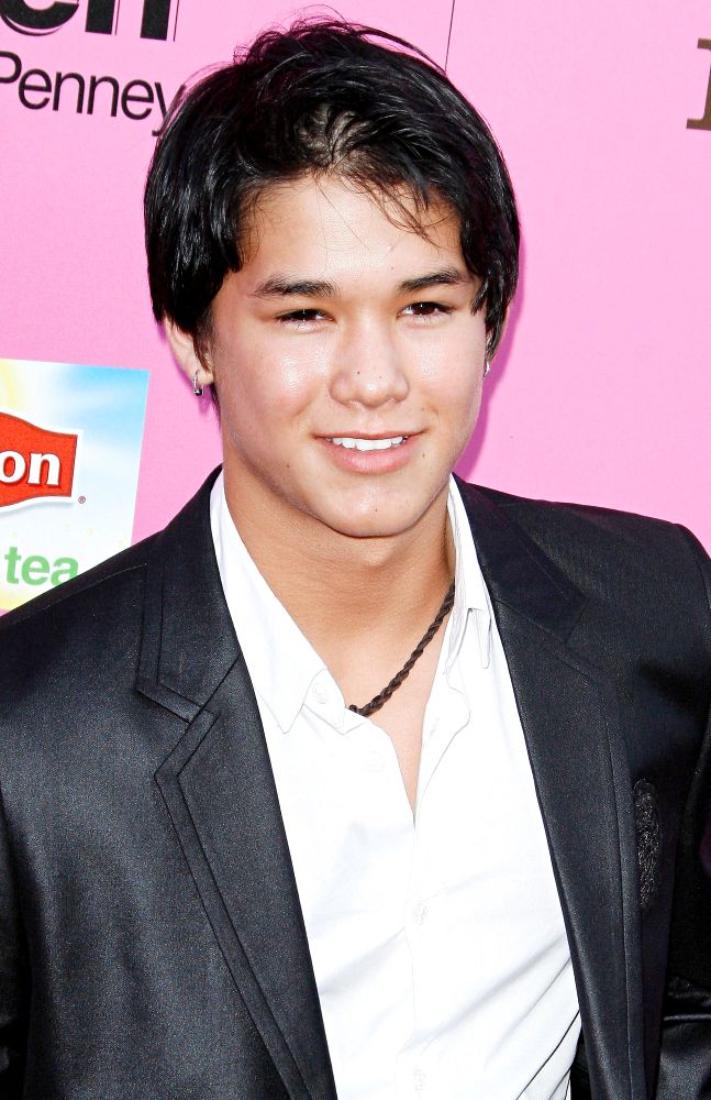 The 12th Annual Young Hollywood Awards - Arrivals