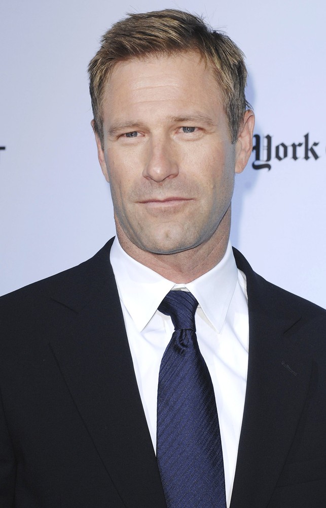 Aaron Eckhart - Wallpaper Gallery