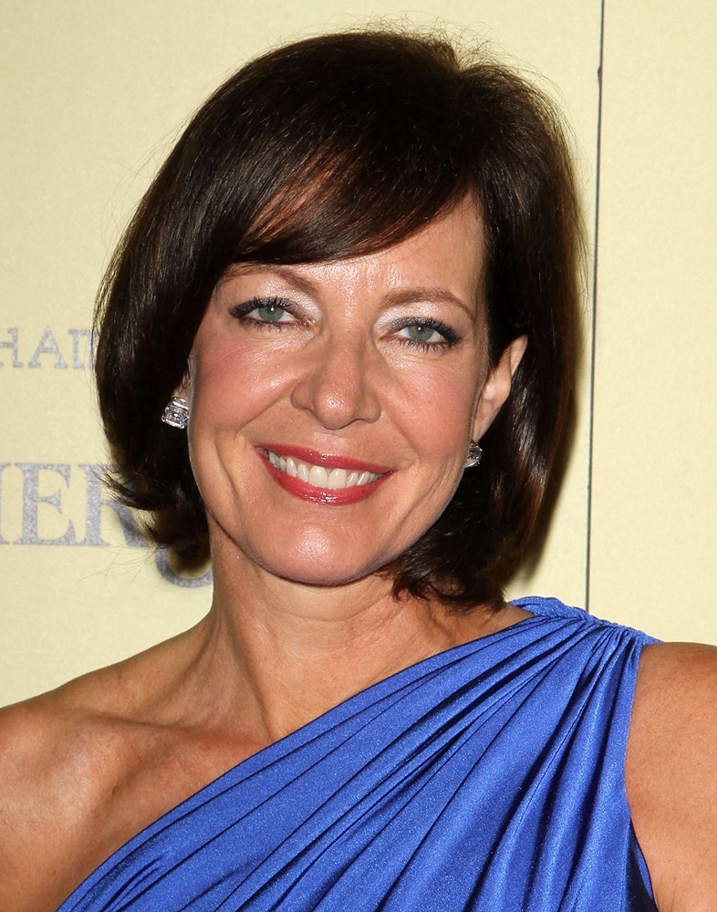 Allison Janney Net Worth