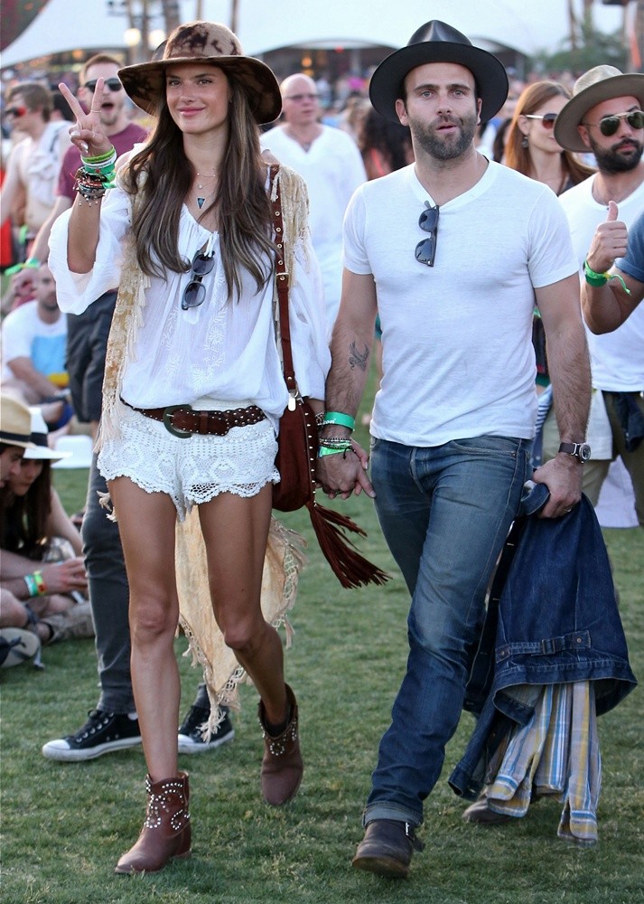 The 2013 Coachella Valley Music and Arts Festival - Week 1 Day 1