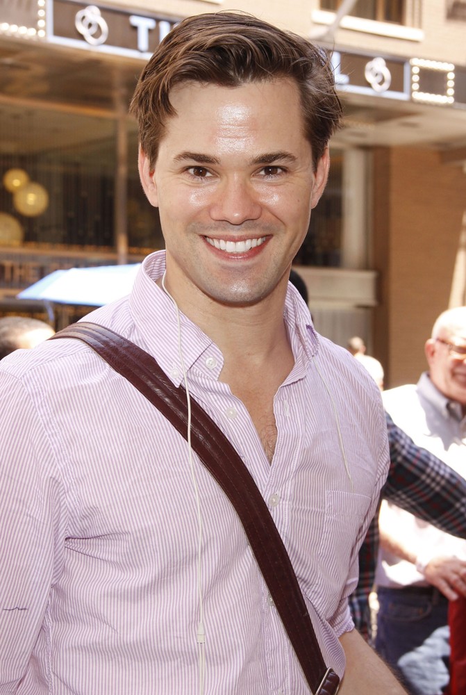 Andrew Rannells Net Worth