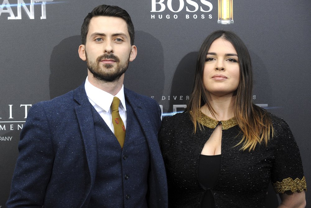 Andy Bean Picture 2 New York Premiere Allegiant Arrivals