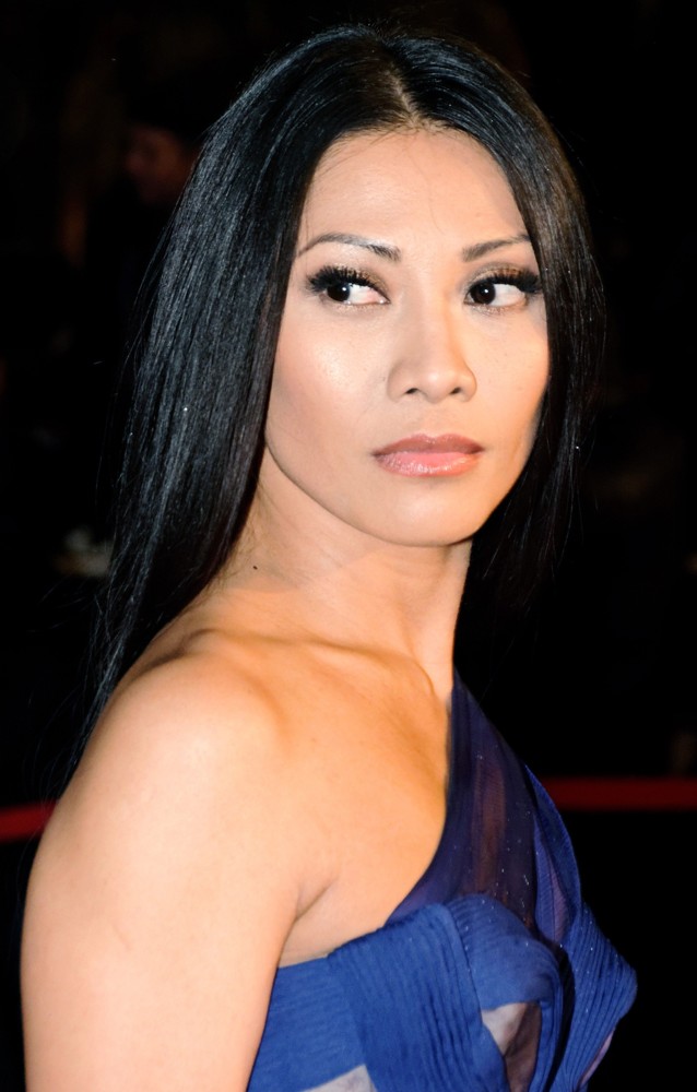 anggun-nrj-music-awards-2012-02.jpg