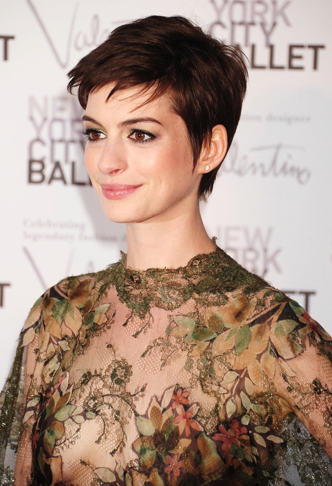 Anne Hathaway