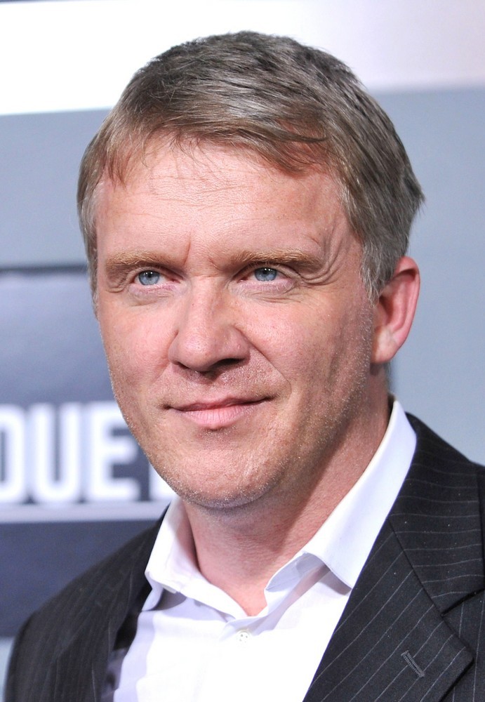 Anthony Michael Hall Net Worth