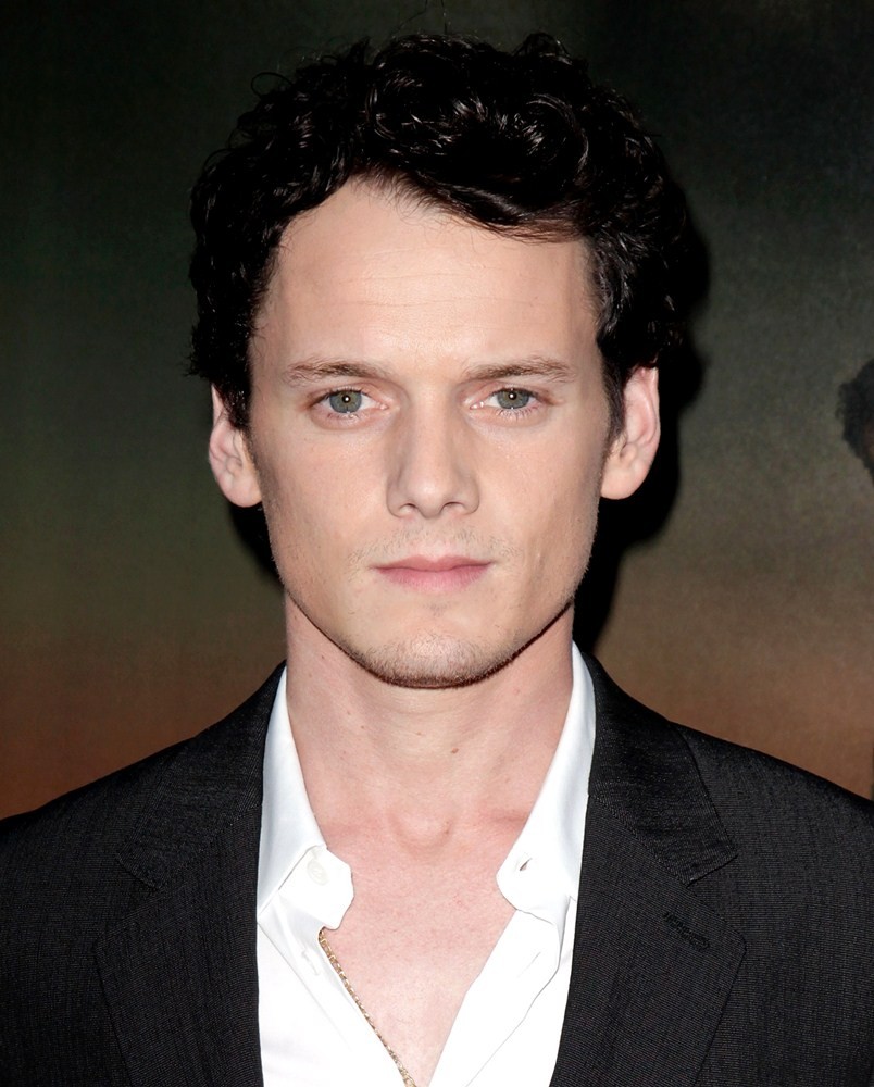 Anton Yelchin - Wallpaper Gallery