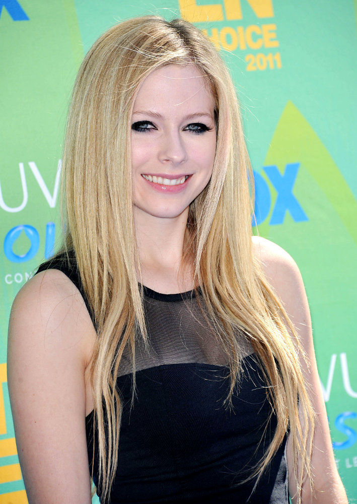 Avril Lavigne 2011 Teen Choice Awards Photo credit WENN