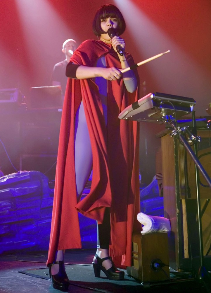 Bat for Lashes Picture 23 Bat for Lashes Performs Live