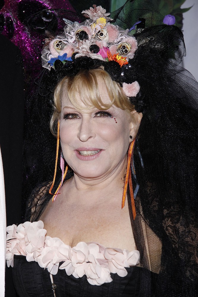 Bette Midler Picture 15 - Bette Midler's Annual Hulaween Gala to