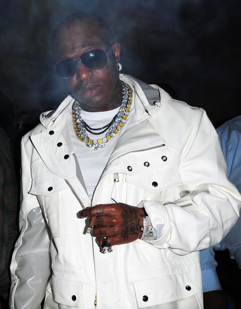 birdman picture 8 birdman celebrating his birthday it is your birthday the office