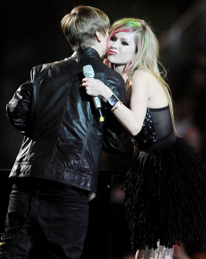Justin Bieber Picture 501 The BRIT Awards 2011 Inside