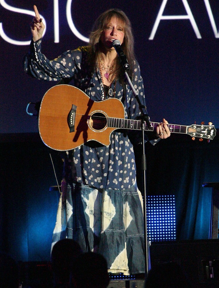 Carly Simon