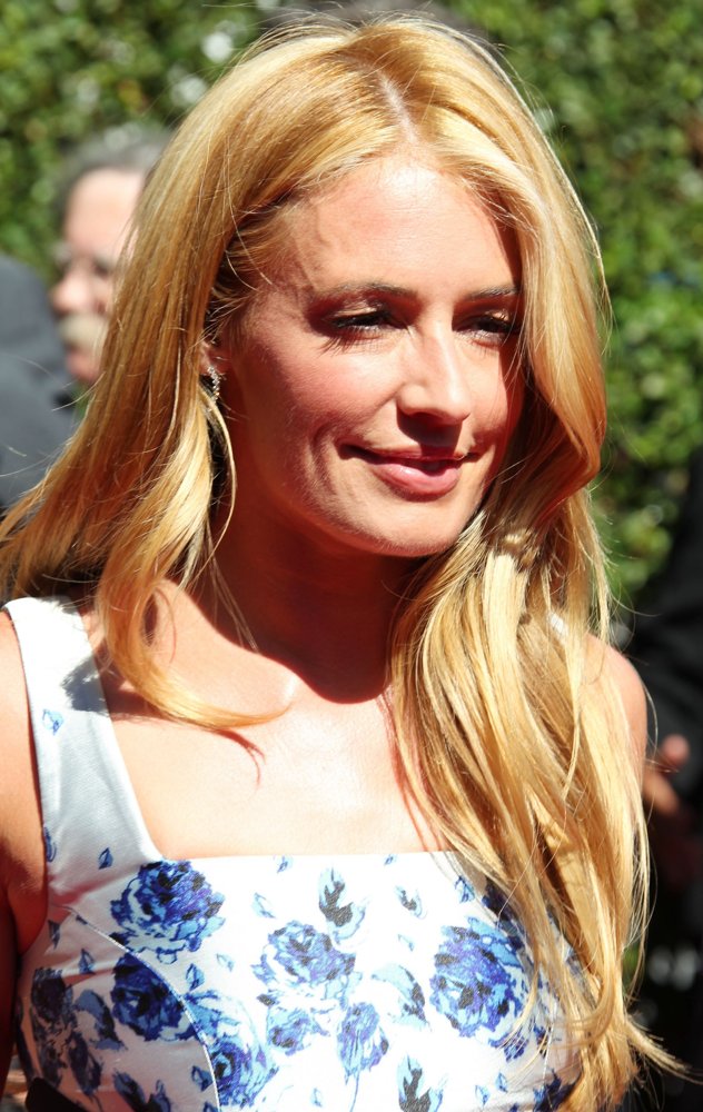 Cat Deeley Picture 89 - 2014 Creative Arts Emmy Awards - Arrivals