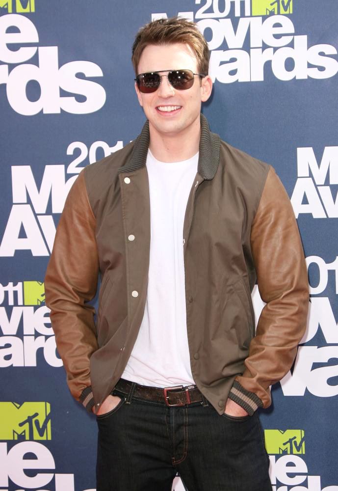 Chris Evans 2011 MTV Movie Awards Arrivals