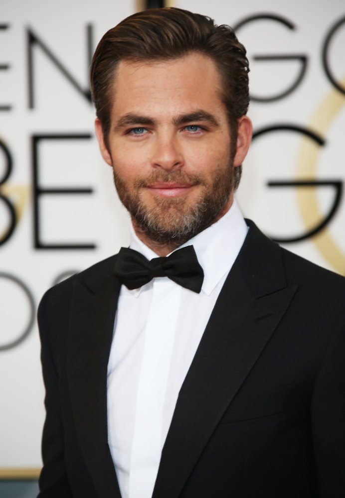 Resultado de imagem para chris pine golden globe