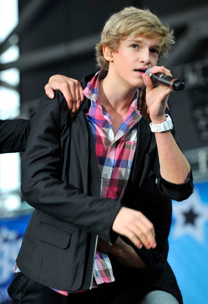 cody simpson 2011. Cody Simpson