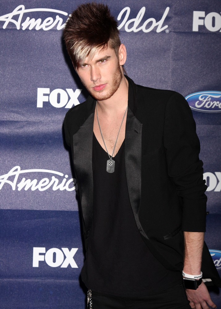 COLTON DIXON Picture 1 - The American Idol Season 11 Top 13 Party