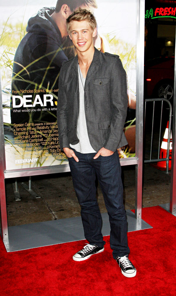 Austin Robert Butler The Los Angeles Premiere of'Dear John' Arrivals