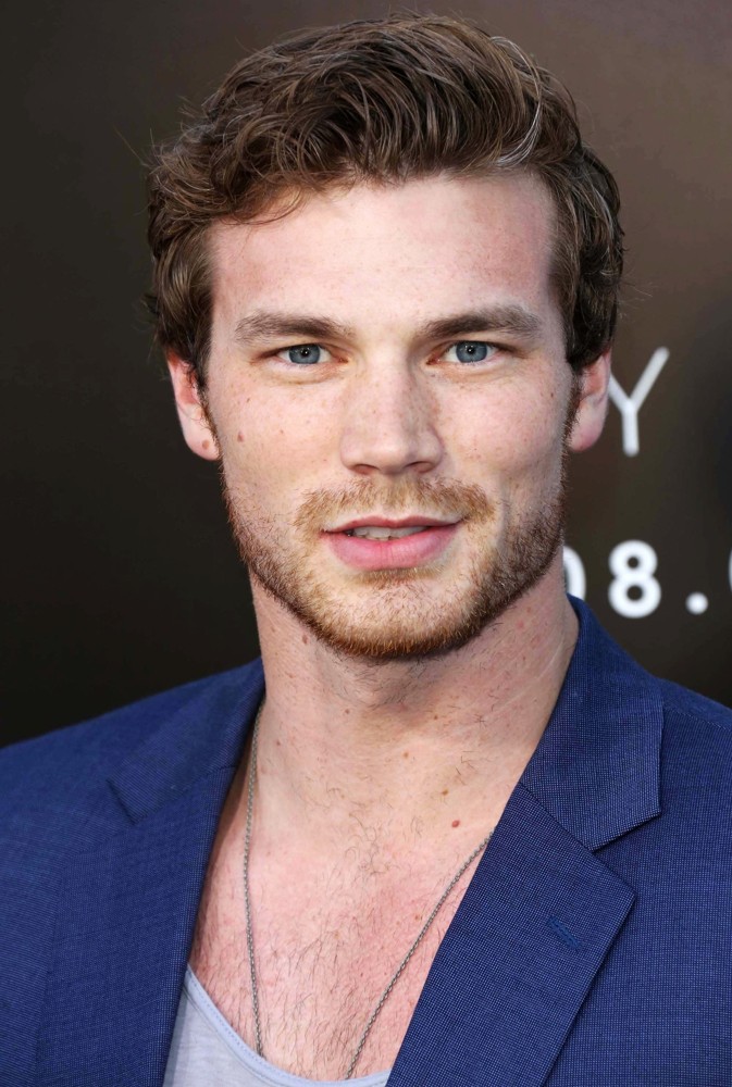 Derek Theler Derek Theler