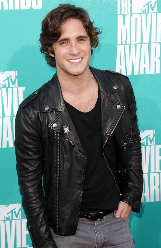 Diego Picture 21 2012 MTV Movie Awards Arrivals