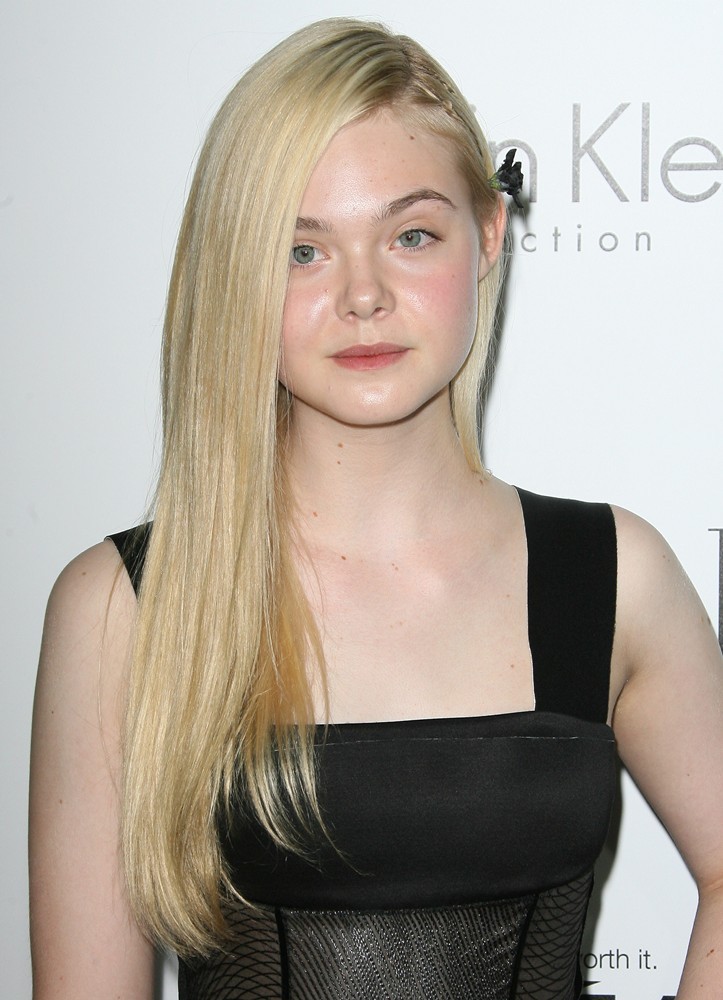 Elle Fanning Net Worth