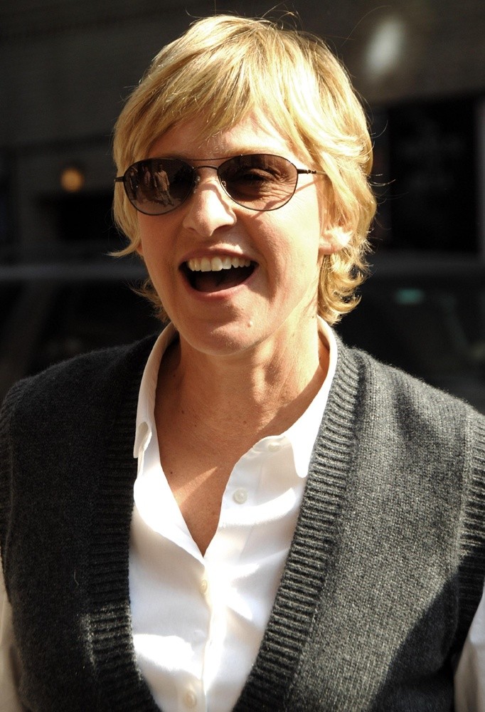Ellen DeGeneres - Wallpaper