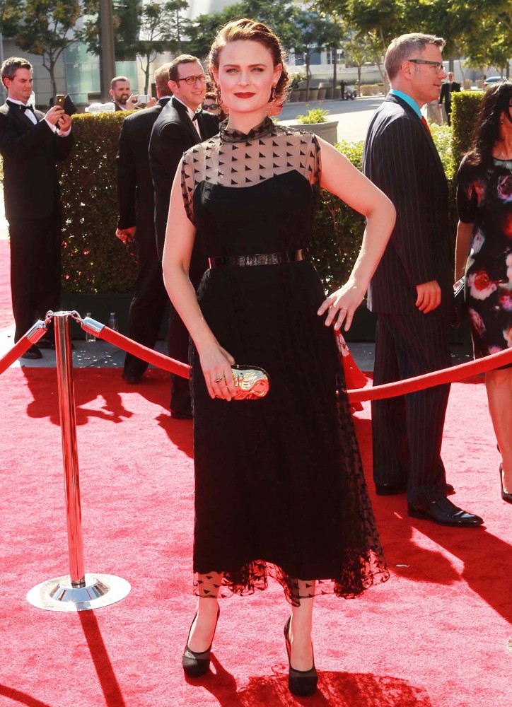 Emily Deschanel