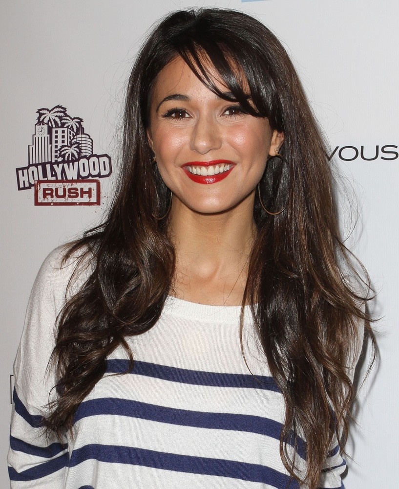 http://www.aceshowbiz.com/images/wennpic/emmanuelle-chriqui-2nd-annual-hollywood-rush-01.jpg