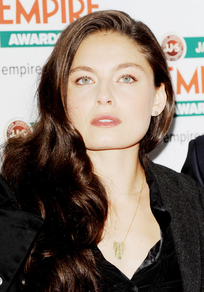 Alexa Davalos