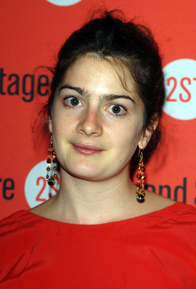 Gaby Hoffmann Net Worth