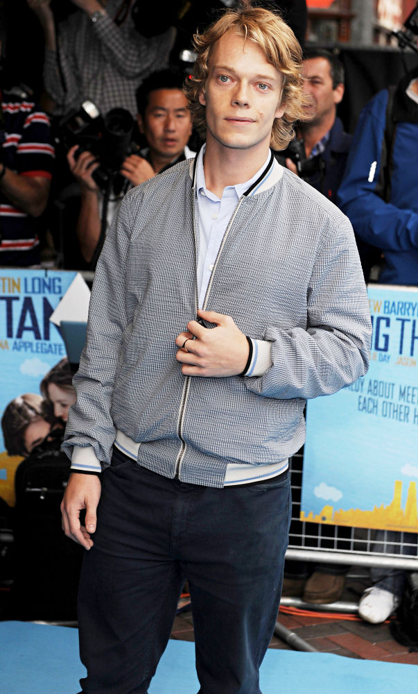 The UK Premiere of 'Going the Distance' - Arrivals