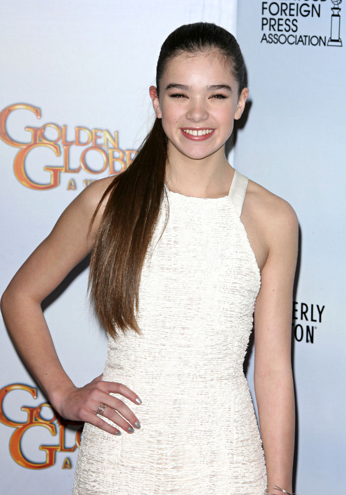 Hailee Steinfeld golden globes hailee steinfeld. Hailee Steinfeld