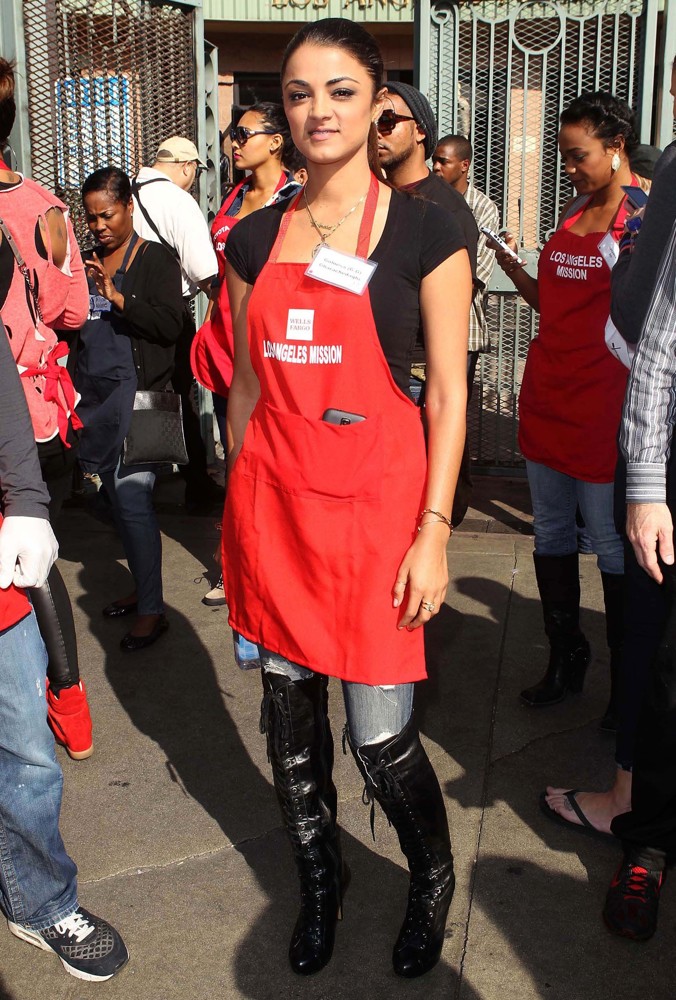 The Los Angeles Mission's Thanksgiving for Skid Row Homeless