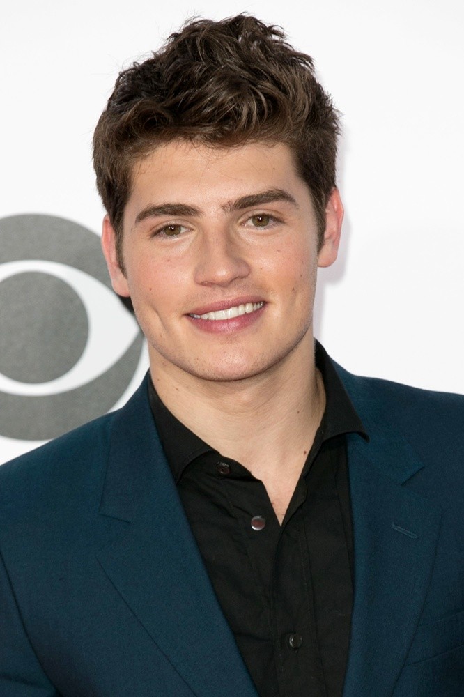 Gregg Sulkin gregg sulkin Picture 37 - The 41st Annual People's Choice Awards - Arrivals