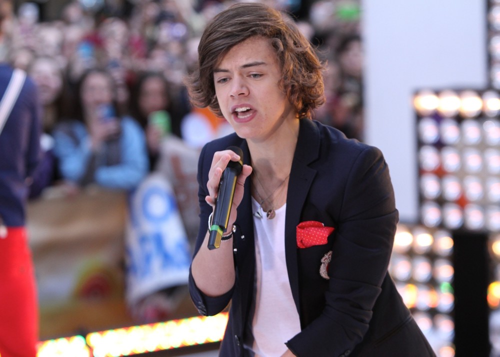 Harry Styles One Direction One Direction Performs on Today as Part of The