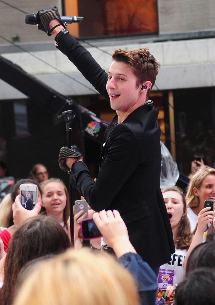 Hot Chelle Rae