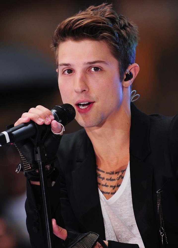 Hot Chelle Rae - Beautiful Photos