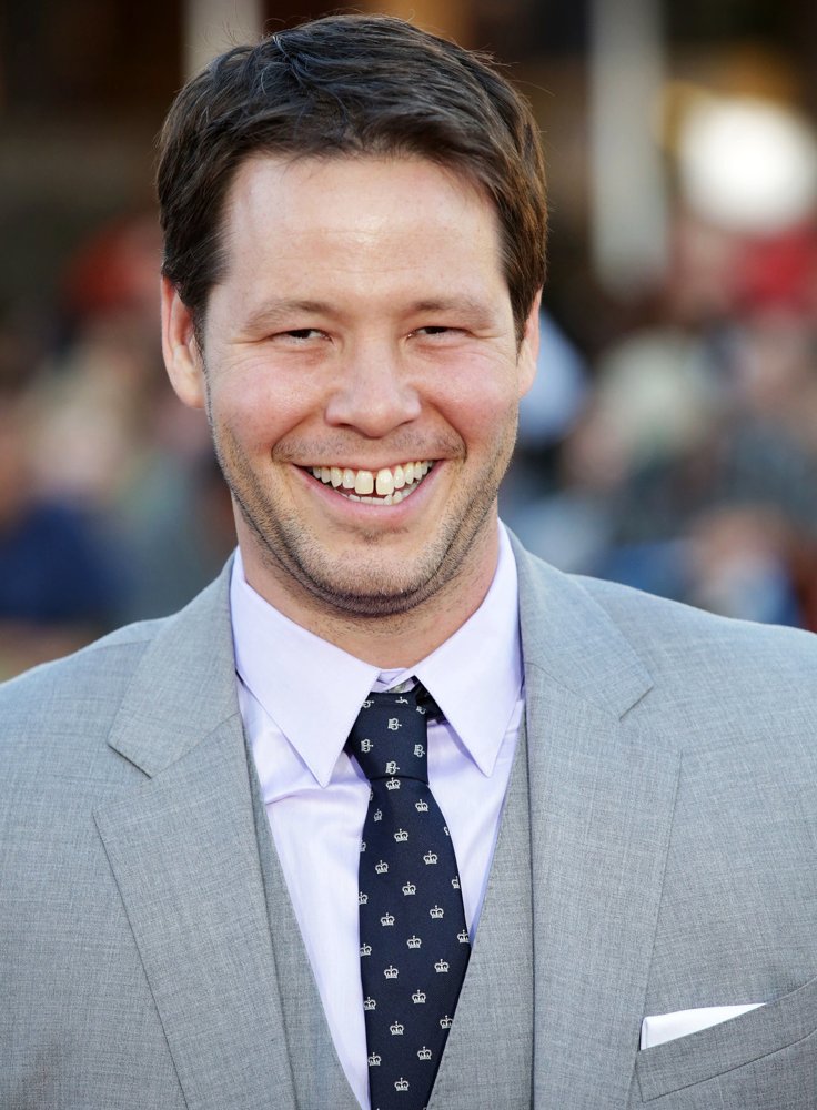 Ike Barinholtz Alchetron, The Free Social Encyclopedia
