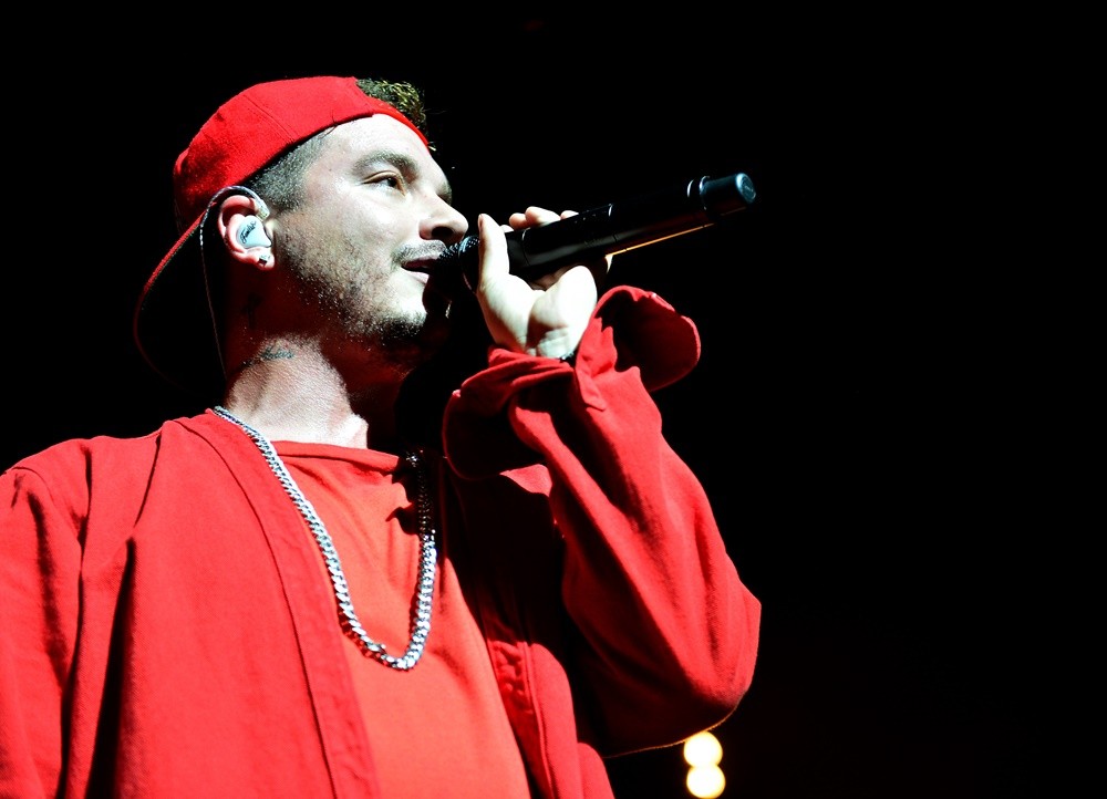 j balvin events j balvin picture 14 j balvin performing live on stage j balvin events j balvin picture 14 j balvin performing live on stage