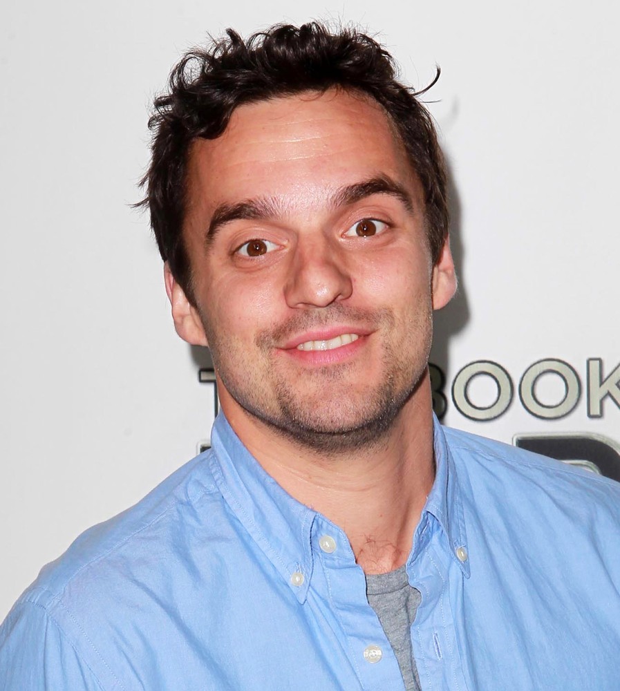Jake Johnson 2018: Haircut, Beard, Eyes, Weight, Measurements, Tattoos