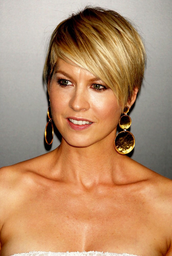 Jenna Elfman New York Premiere of Friends with Benefits Arrivals