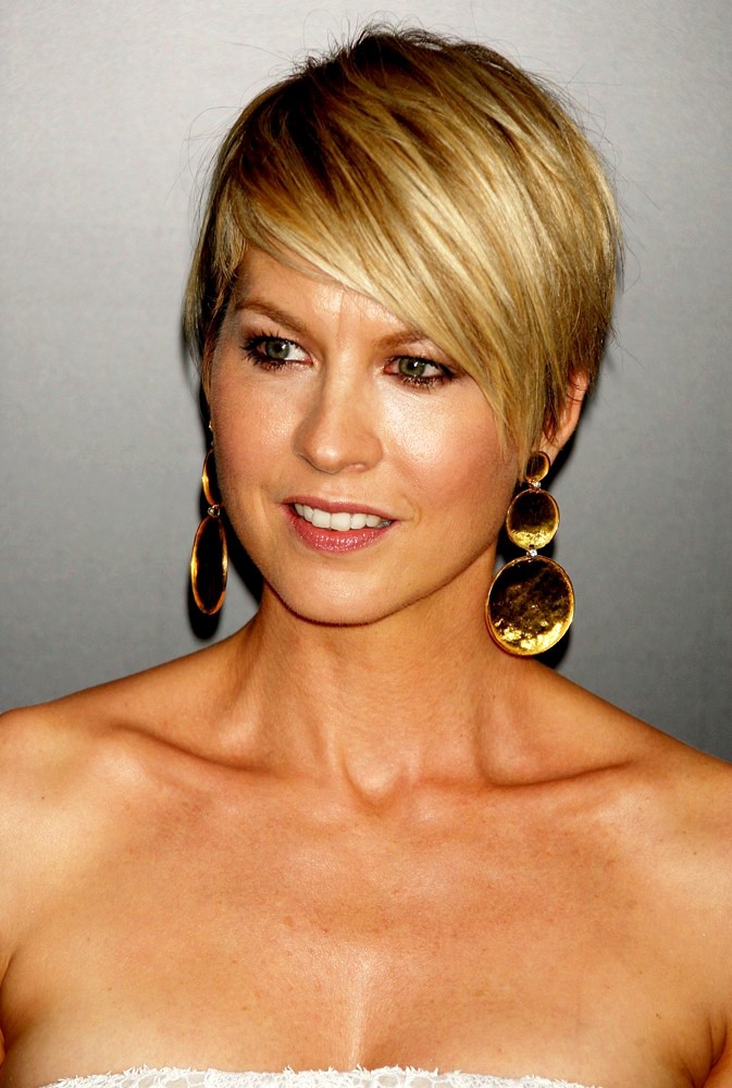 Jenna Elfman - Wallpaper Colection