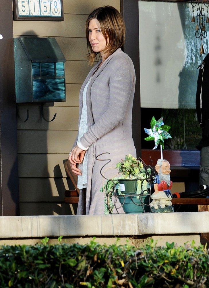 Jennifer Aniston Picture 308 On The Set of Movie Cake