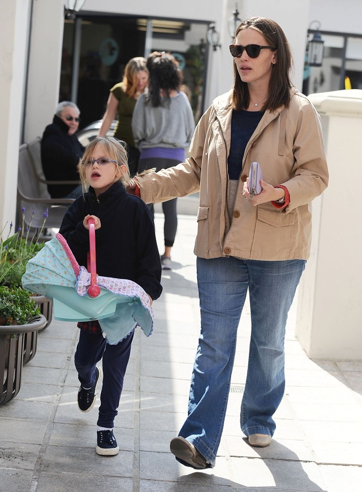 Pics: Jennifer Garner ... Ben Affleck